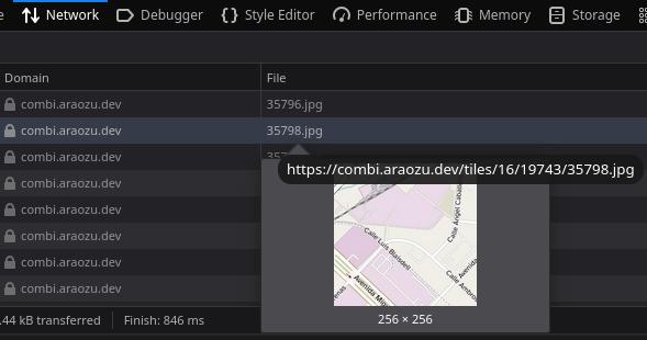 Petición de tiles en combi.araozu.dev